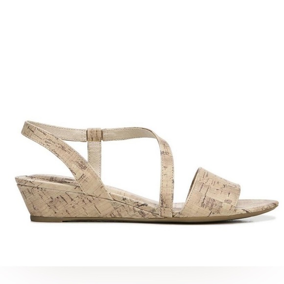 LifeStride Yasmine Wedge Sandal - Picture 7 of 8